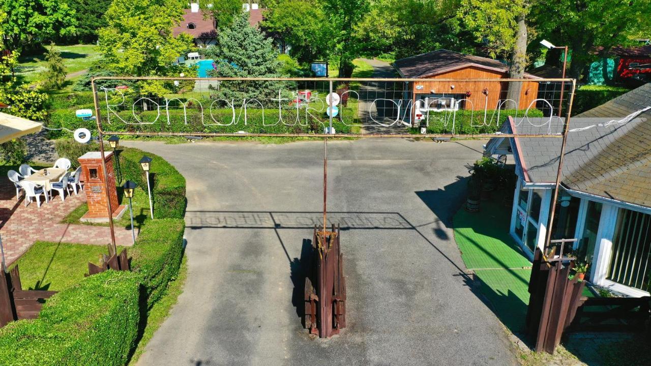 Romantik Camping Es Panzio Bük Eksteriør billede